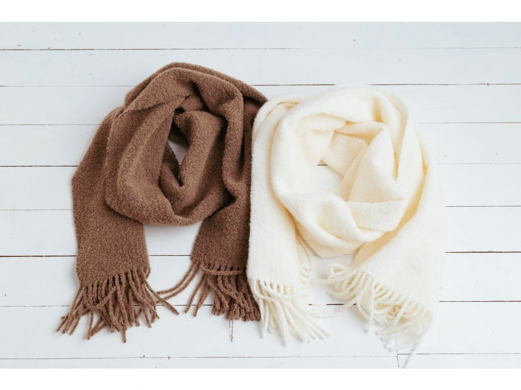Vlněná šála - vlna merino. Zdroj: vlnenezbozi.cz