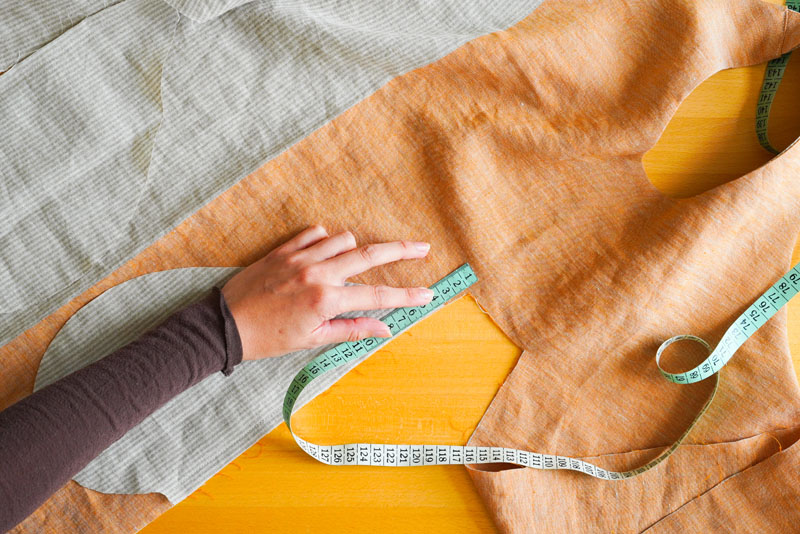 Střih a návod jak ušít pohodlné dámské šaty - kapsy