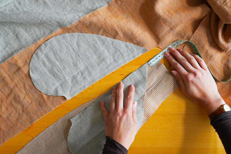 Střih a návod jak ušít pohodlné dámské šaty - kapsy