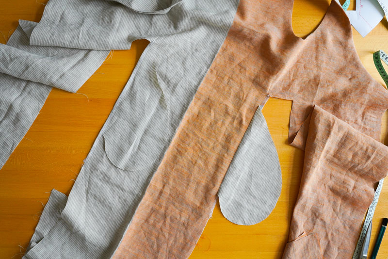 Střih a návod jak ušít pohodlné dámské šaty - vsadky