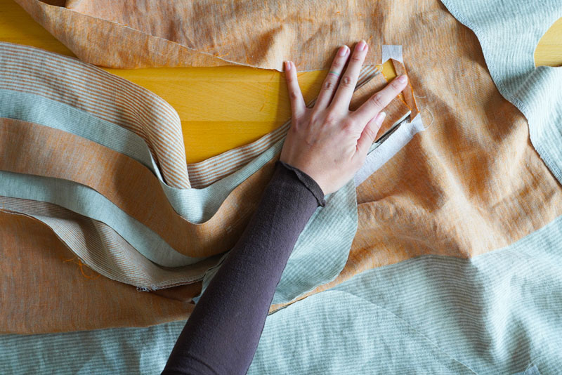 Střih a návod jak ušít pohodlné dámské šaty - vsadky