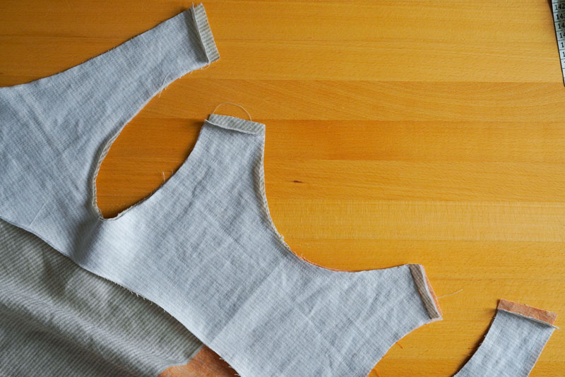 Střih a návod jak ušít pohodlné dámské šaty - podsádka