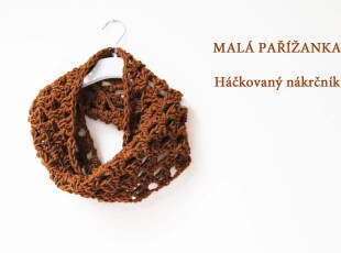 Háčkovaný nákrčník - vzor mušlí