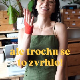 OOTW - šaty LINEN a moje ruka, co se neshodla s nůžkami. Říkala jsem si, jestli někdy nenatočit video na téma mýho běžnýho pracovního dne a “co není vidět”, protože tyhle věci k tomu taky patří a rozhodně se při nich (teda spíš po nich, s odstupem) člověk nasměje. A tenhle záběr by se tam vlastně dost hodil! 😃