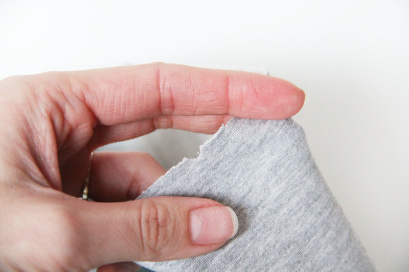 Jak ušít šaty z teplákoviny (návod + střih)