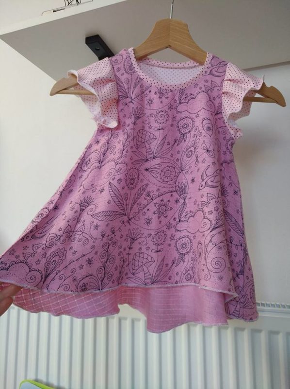 Fotky od paní Anny Č. - střih na dětskou halenku