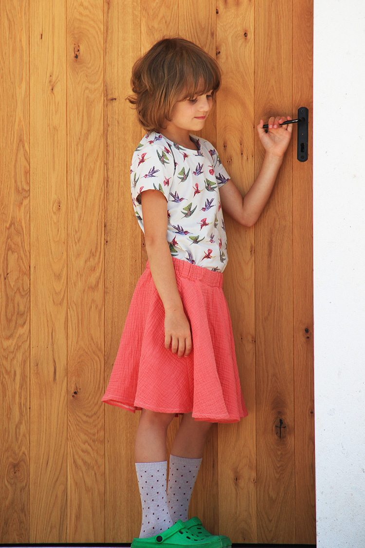 Střih na dětskou sukni ZDARMA - super točivá sukně