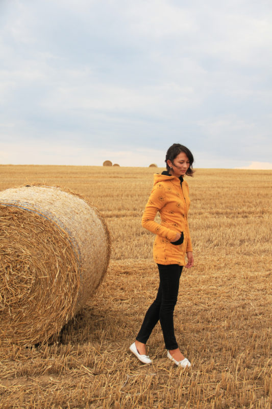 Střih na dámskou mikinu