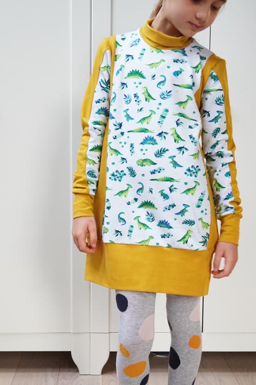 Střih - jednoduché dětské mikino šaty