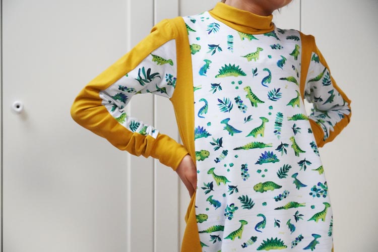 Střih - jednoduché dětské mikino šaty