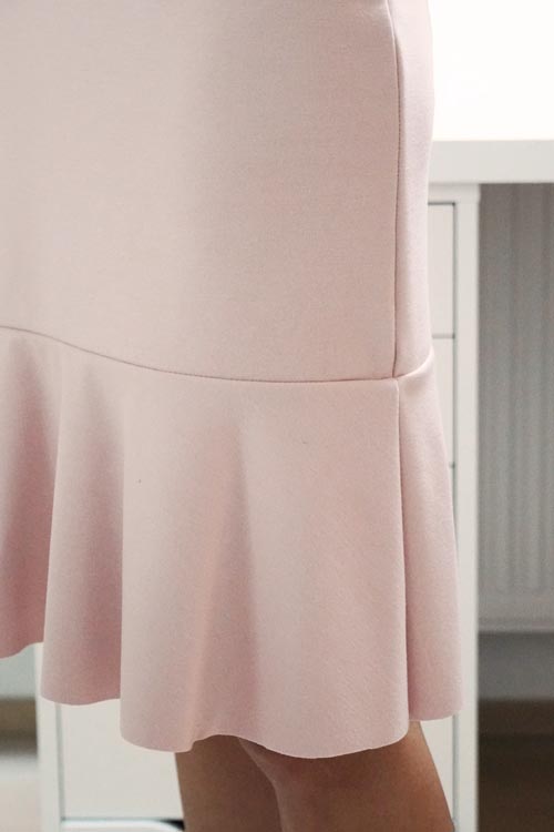 Video návod jak ušít volánovou sukni z úpletu nebo teplákoviny