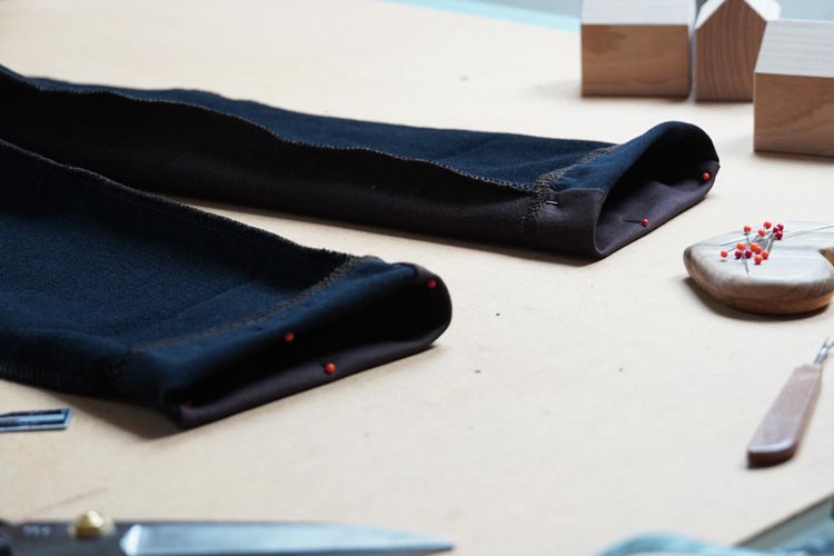 Střih - jednoduché dětské tepláky