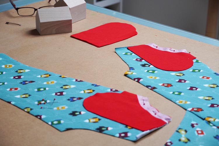 Návod na tepláky s kapsami