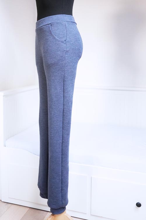 Střih - dámské tepláky do nápletu s kapsami