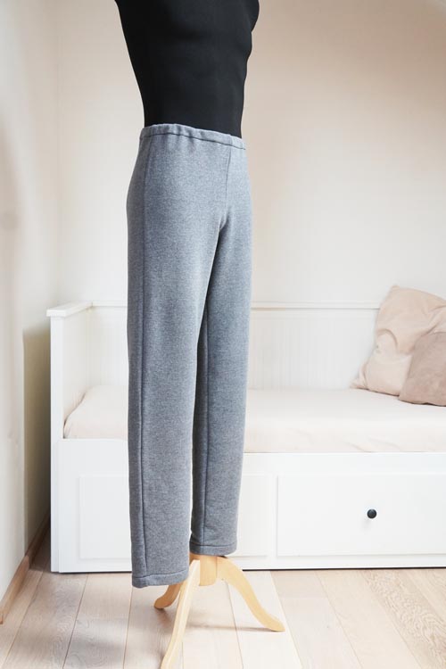 Střih - jednoduché pánské tepláky