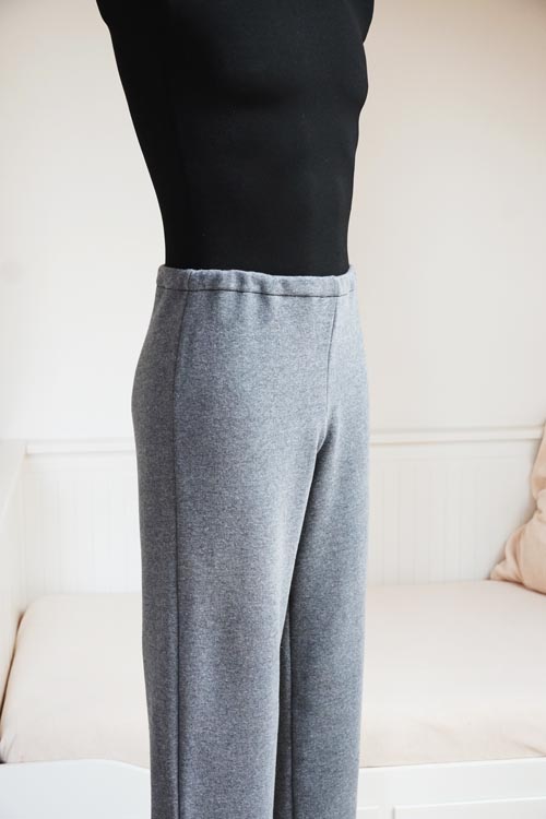 Střih - jednoduché pánské tepláky