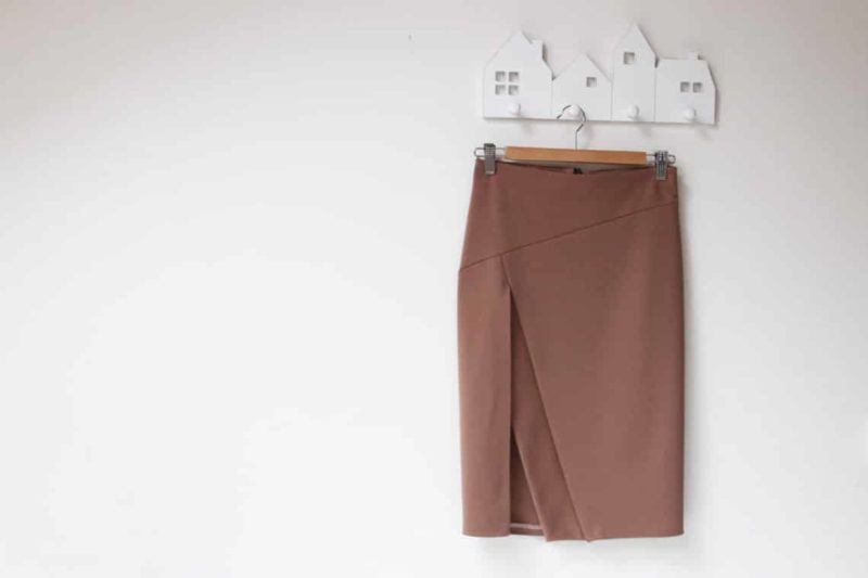Ručně šitá pouzdrová sukně, střih Burda Style 4/2016