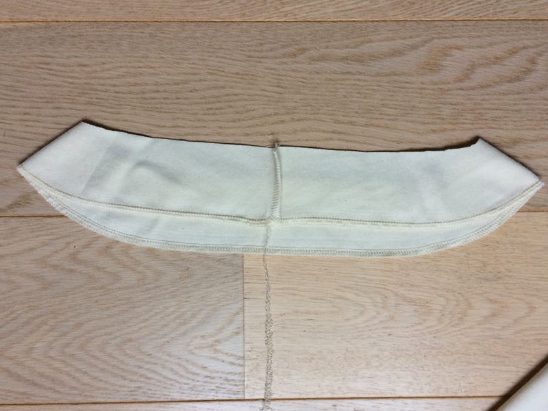 How to sew a t-shirt (or dress) with raglan sleeves and neckline facing