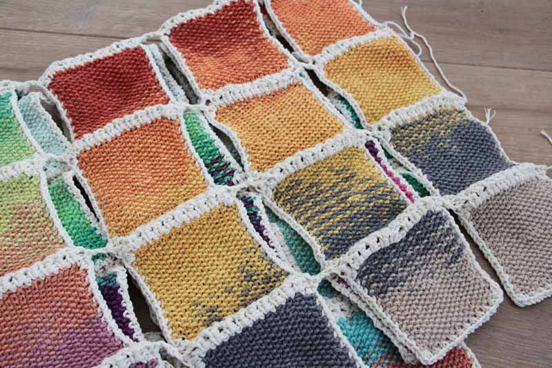 Projekt leden / únor 2017 - ručně pletená deka ve stylu patchwork