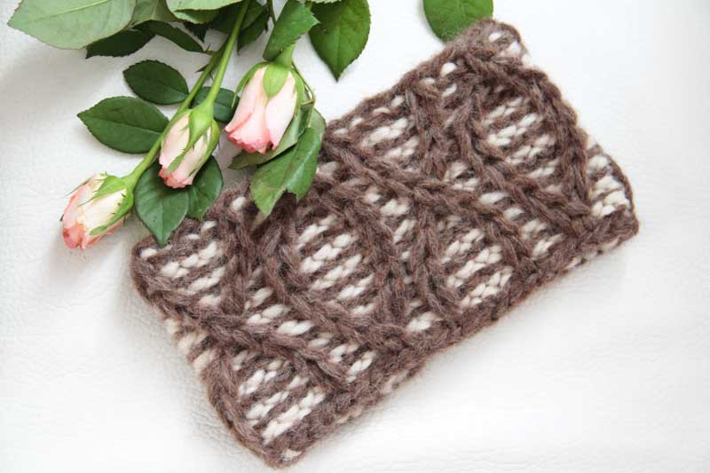 Návod na dámskou pletenou čelenku