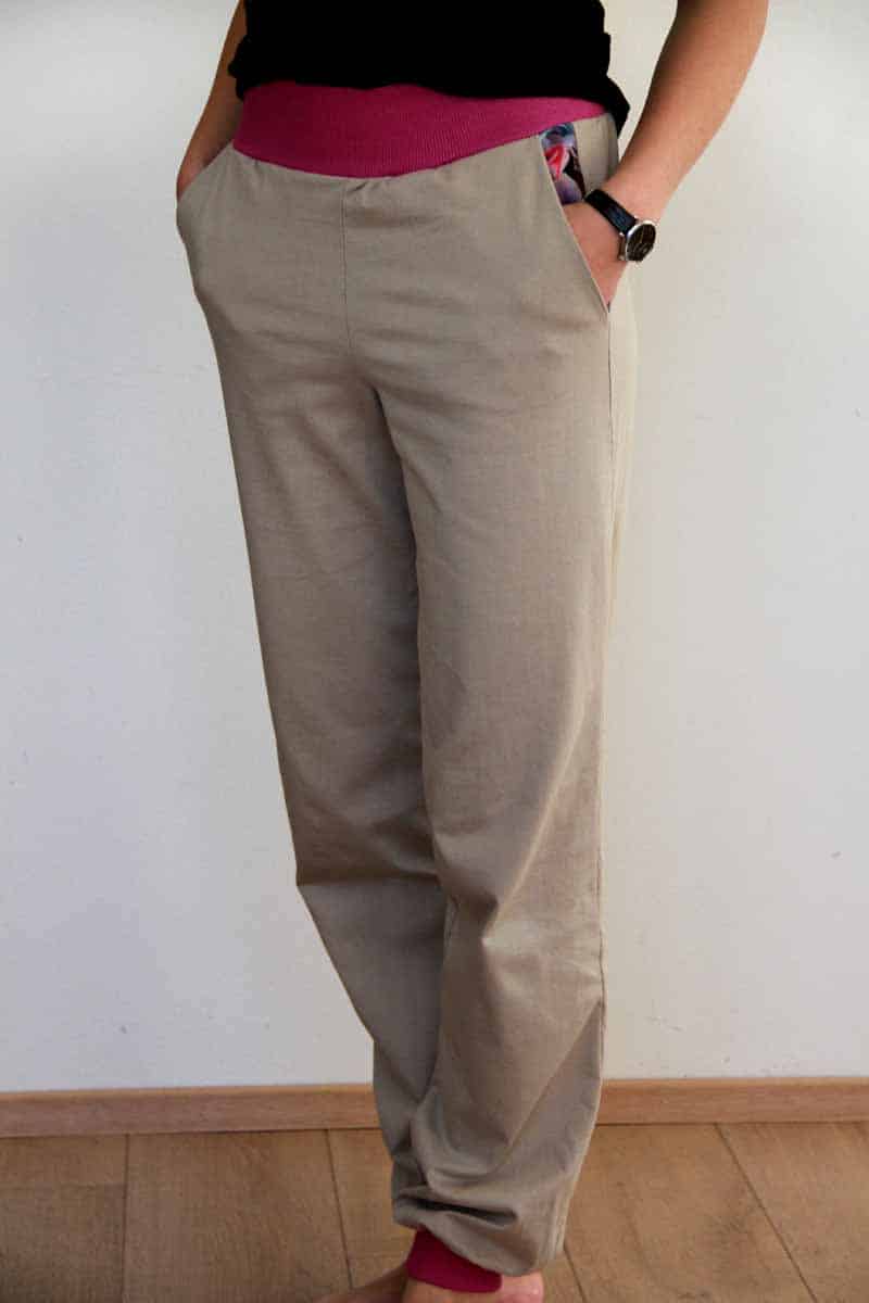 Střih na dámské tepláky do nápletu