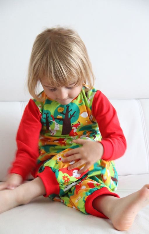 Dětské bavlněné pyžámko se zvířátky látka Lillestoff - střih a návod na šití